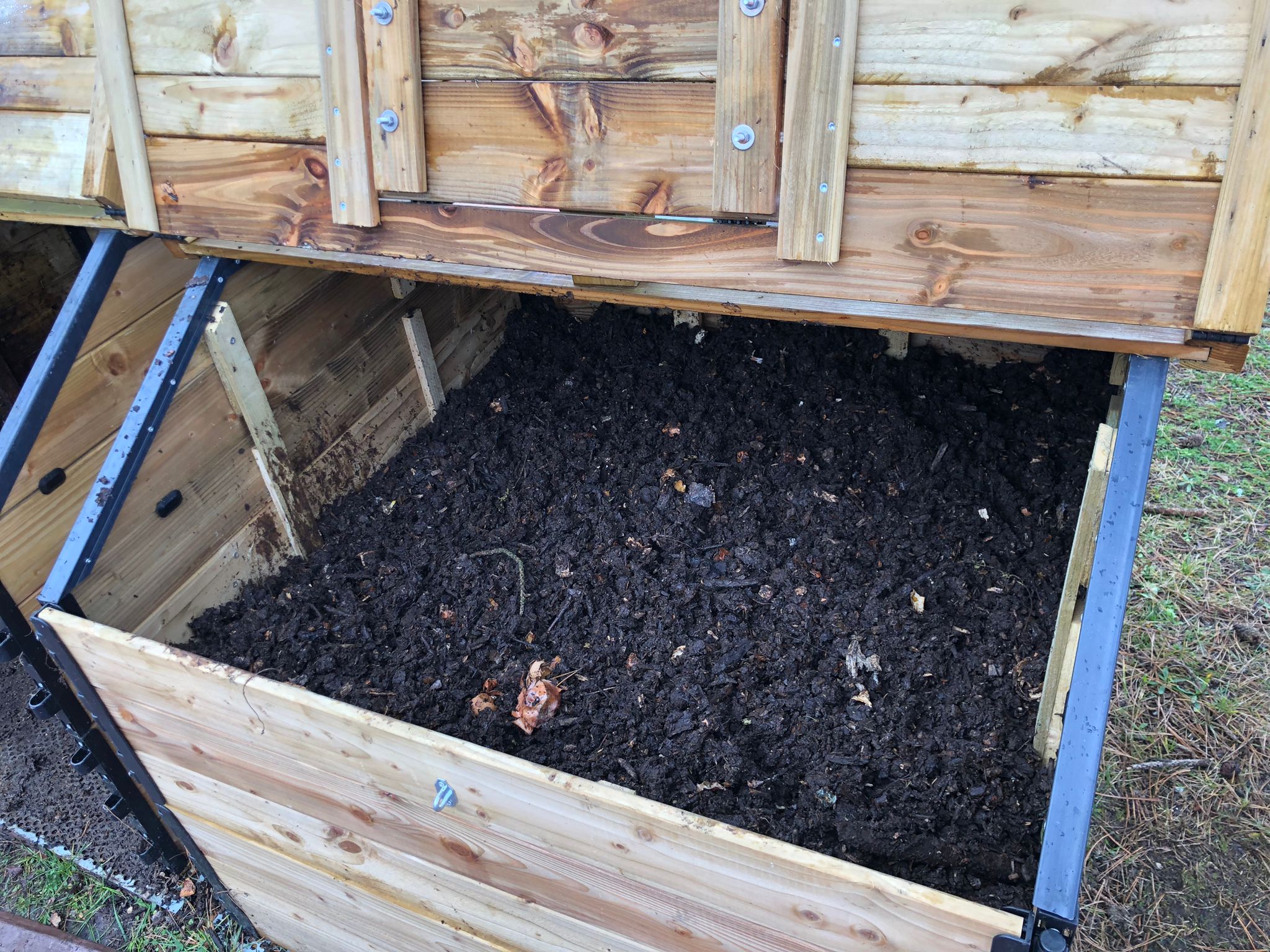 245ba0df-4b3f-4f3c-a441-5bd7c5a82f61